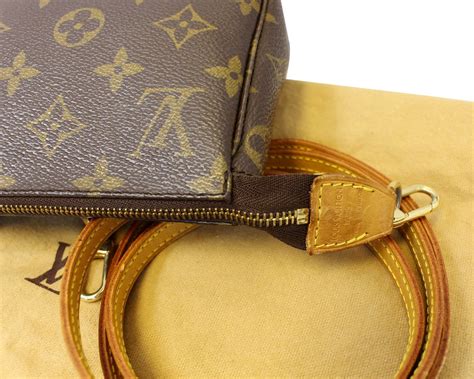 louis vuitton etui|Pochette Accessoires Monogram .